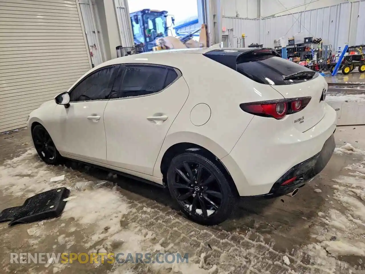 2 Photograph of a damaged car JM1BPBMM6P1611880 MAZDA 3 2023