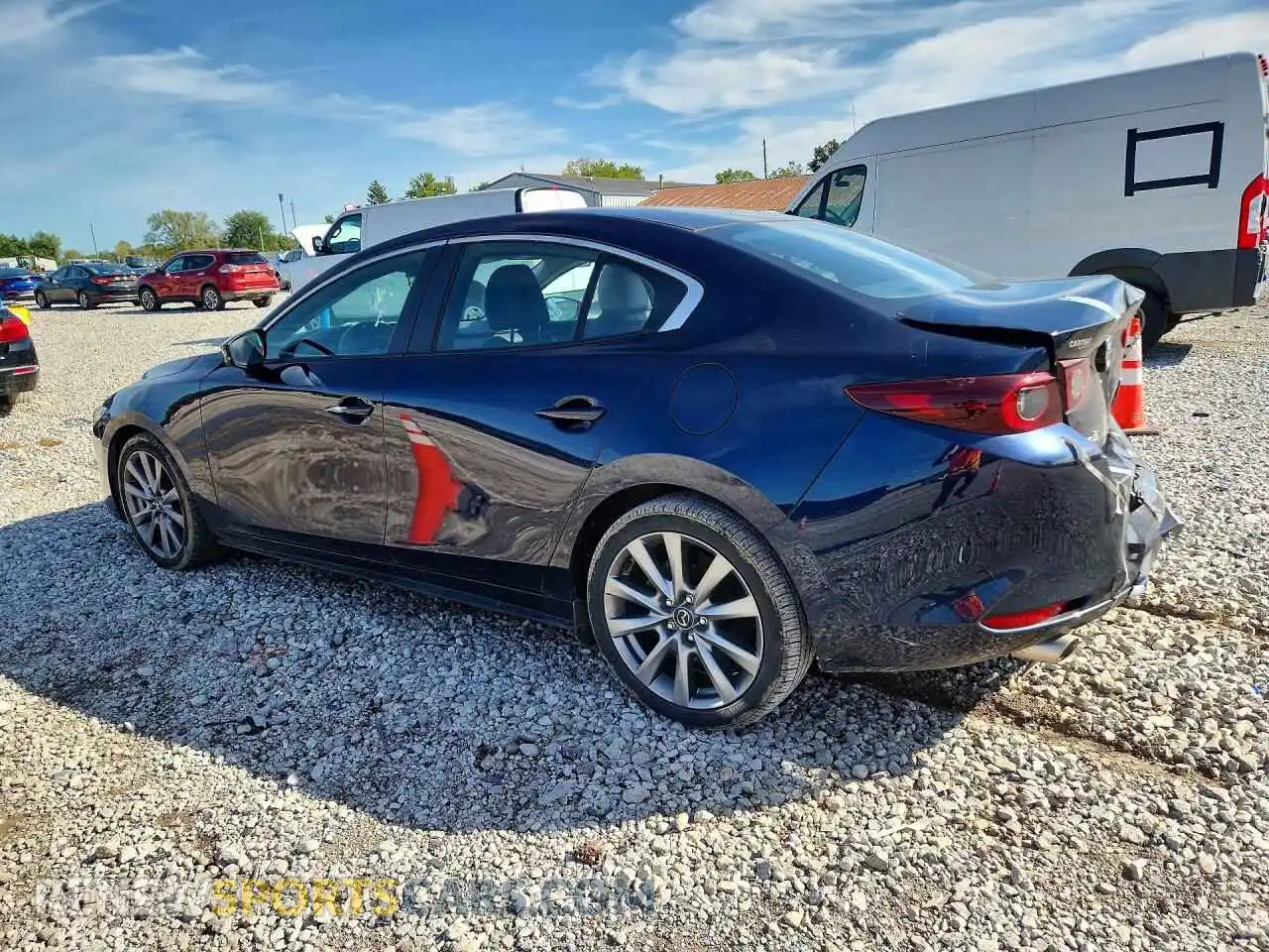 2 fotografías del automóvil dañado 3MZBPACM7RM435601 MAZDA 3 2024
