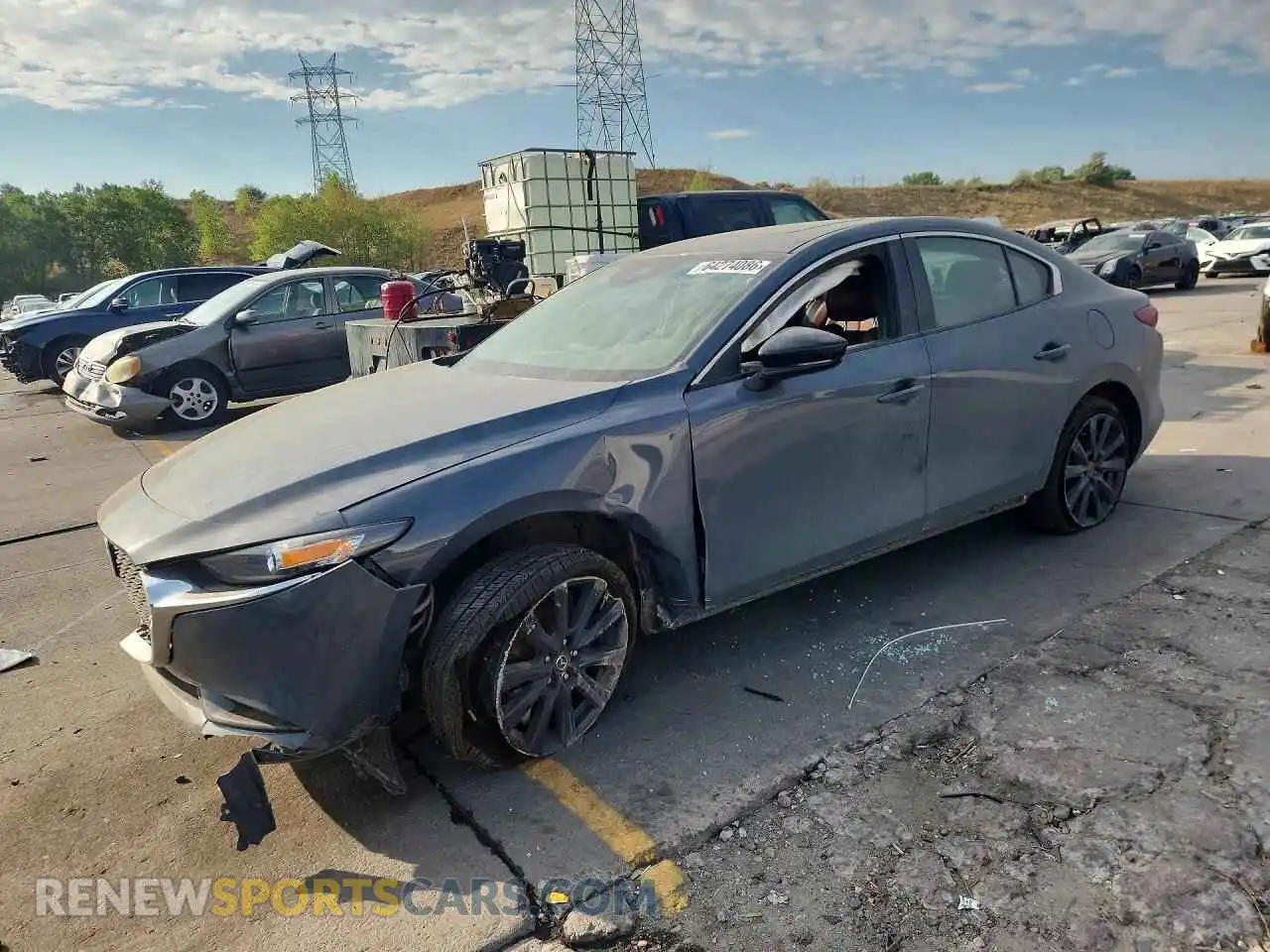 1 fotografías del automóvil dañado 3MZBPBCM6RM414146 MAZDA 3 2024