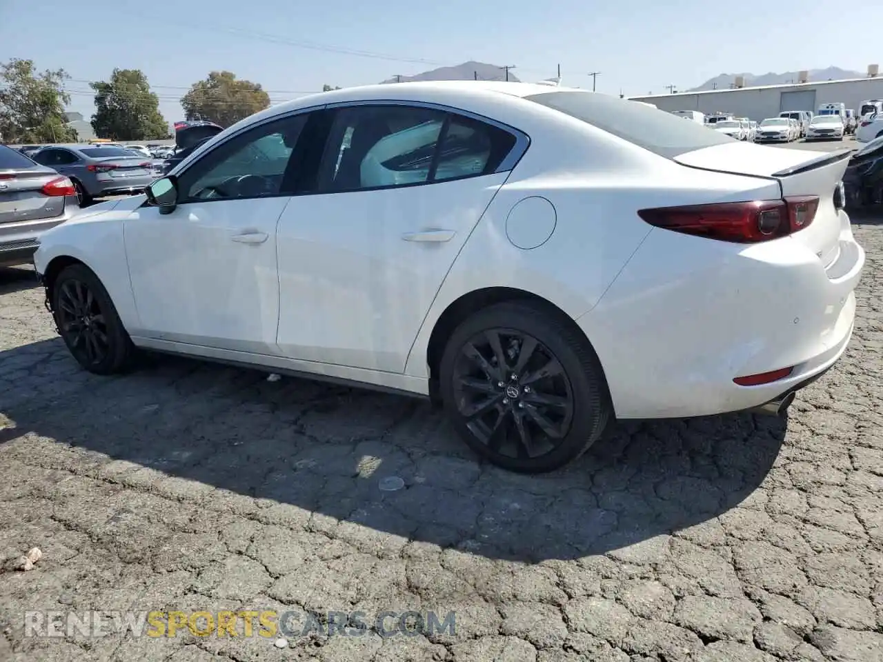 2 Фотография поврежденного автомобиля 3MZBPBEY5RM434761 MAZDA 3 2024
