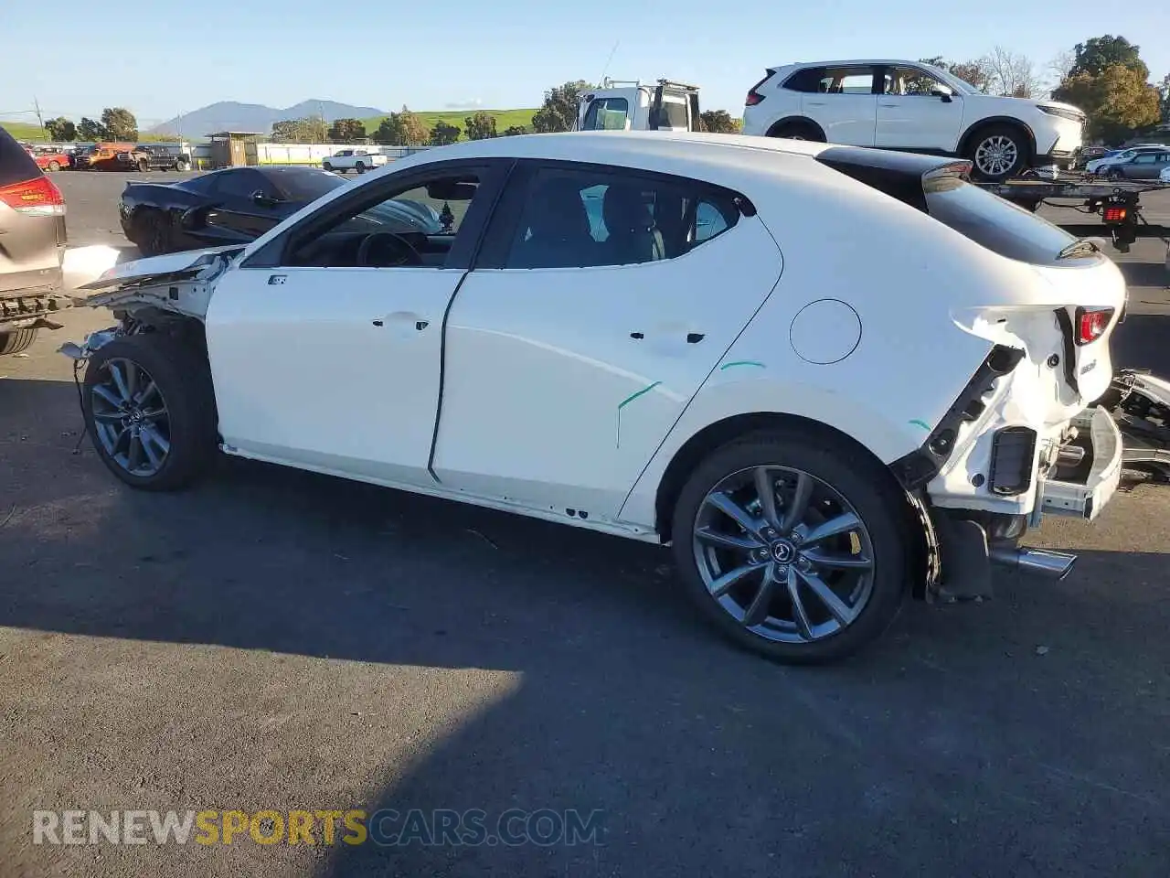 2 Photograph of a damaged car JM1BPALM1R1650262 MAZDA 3 2024
