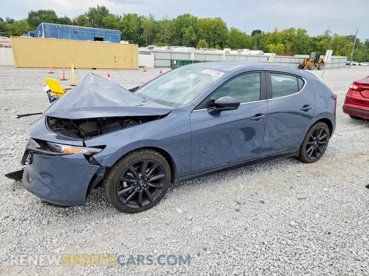 1 Фотография поврежденного автомобиля JM1BPBLM5R1709660 MAZDA 3 2024