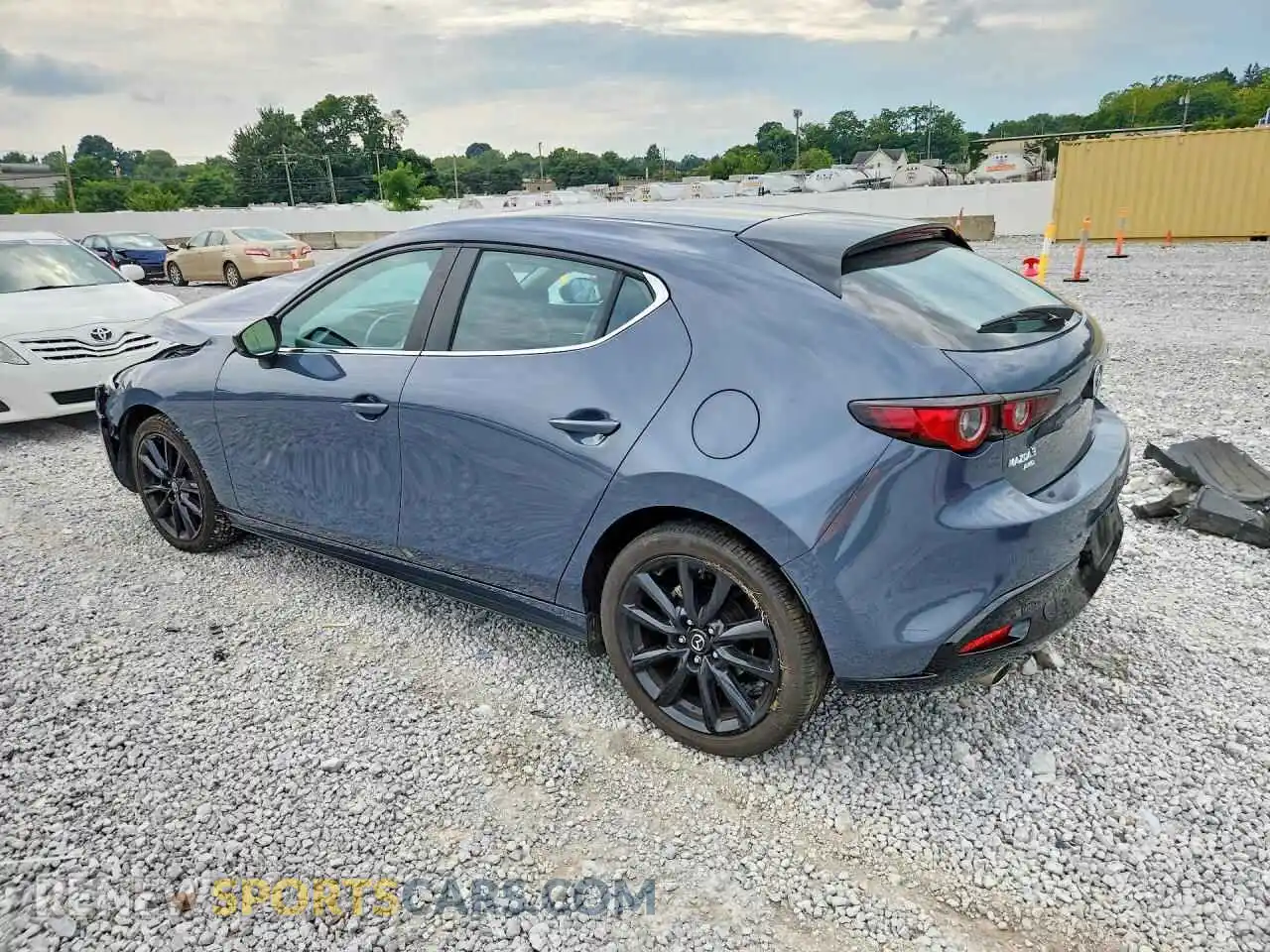 2 Фотография поврежденного автомобиля JM1BPBLM5R1709660 MAZDA 3 2024