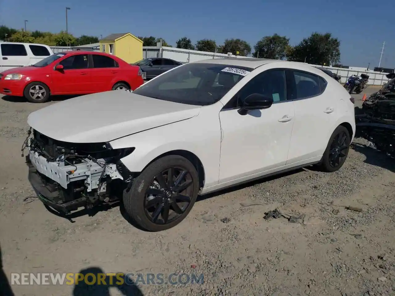 1 fotografías del automóvil dañado JM1BPBNY2R1657940 MAZDA 3 2024