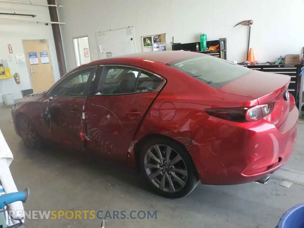 2 Photograph of a damaged car 3MZBPACM8SM465986 MAZDA 3 2025