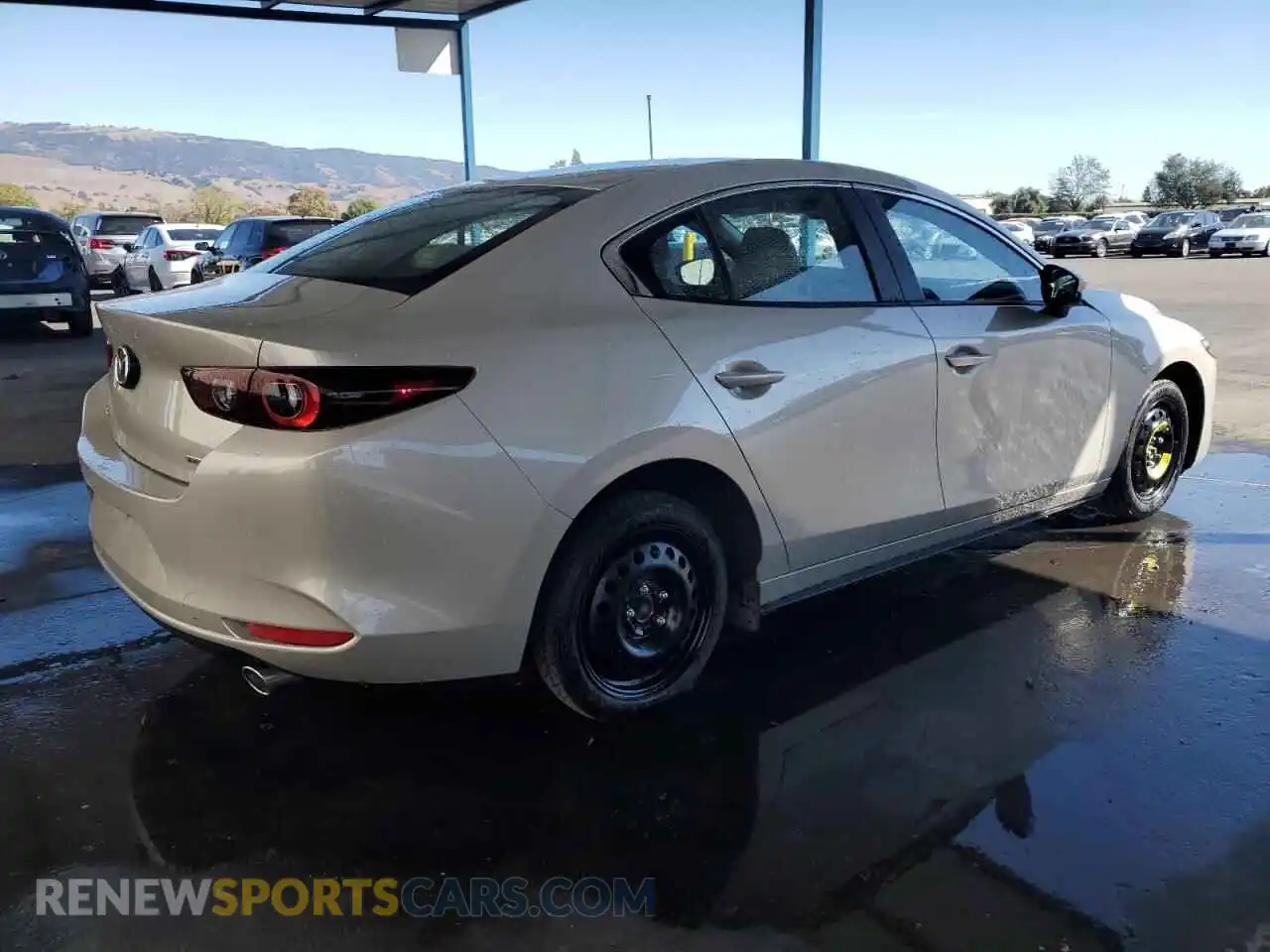3 Photograph of a damaged car JM1BPACM4S1767971 MAZDA 3 2025