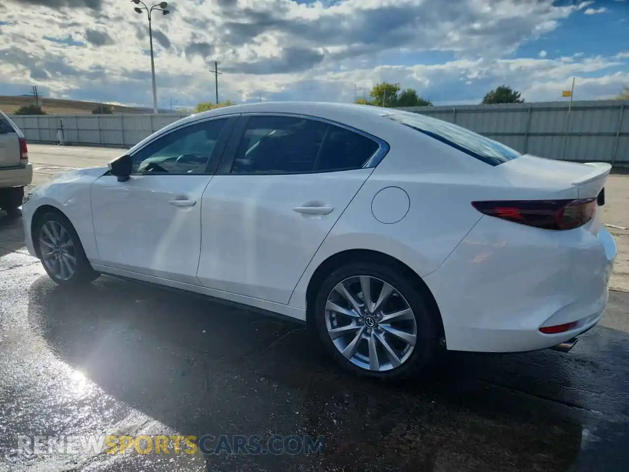 2 Photograph of a damaged car JM1BPACM6S1770970 MAZDA 3 2025