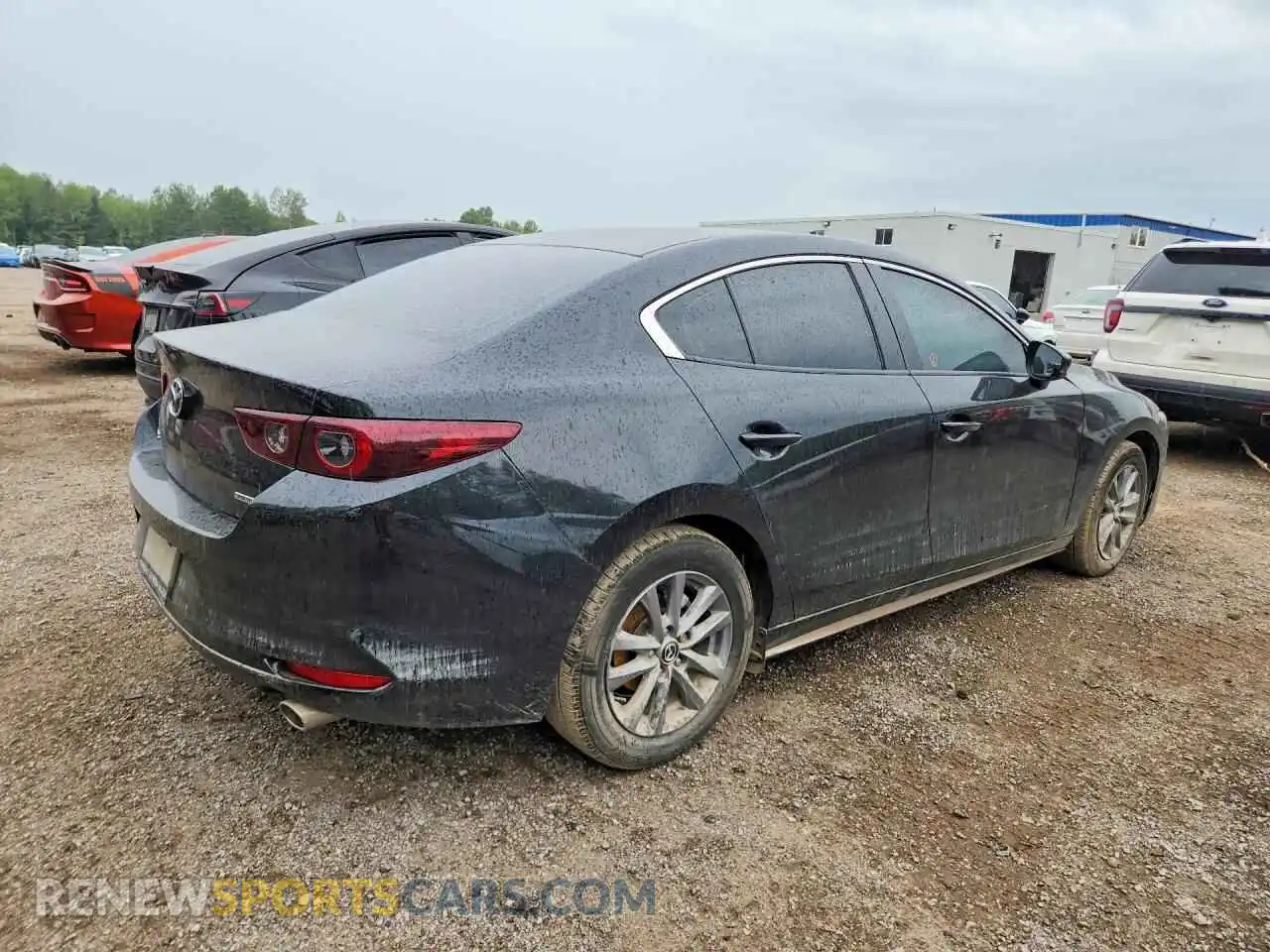 3 fotografías del automóvil dañado JM1BPACM7S1775837 MAZDA 3 2025