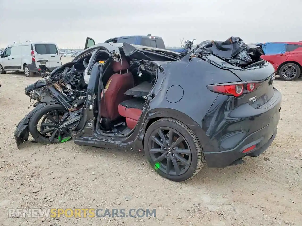 2 Photograph of a damaged car JM1BPBNY8S1782706 MAZDA 3 2025