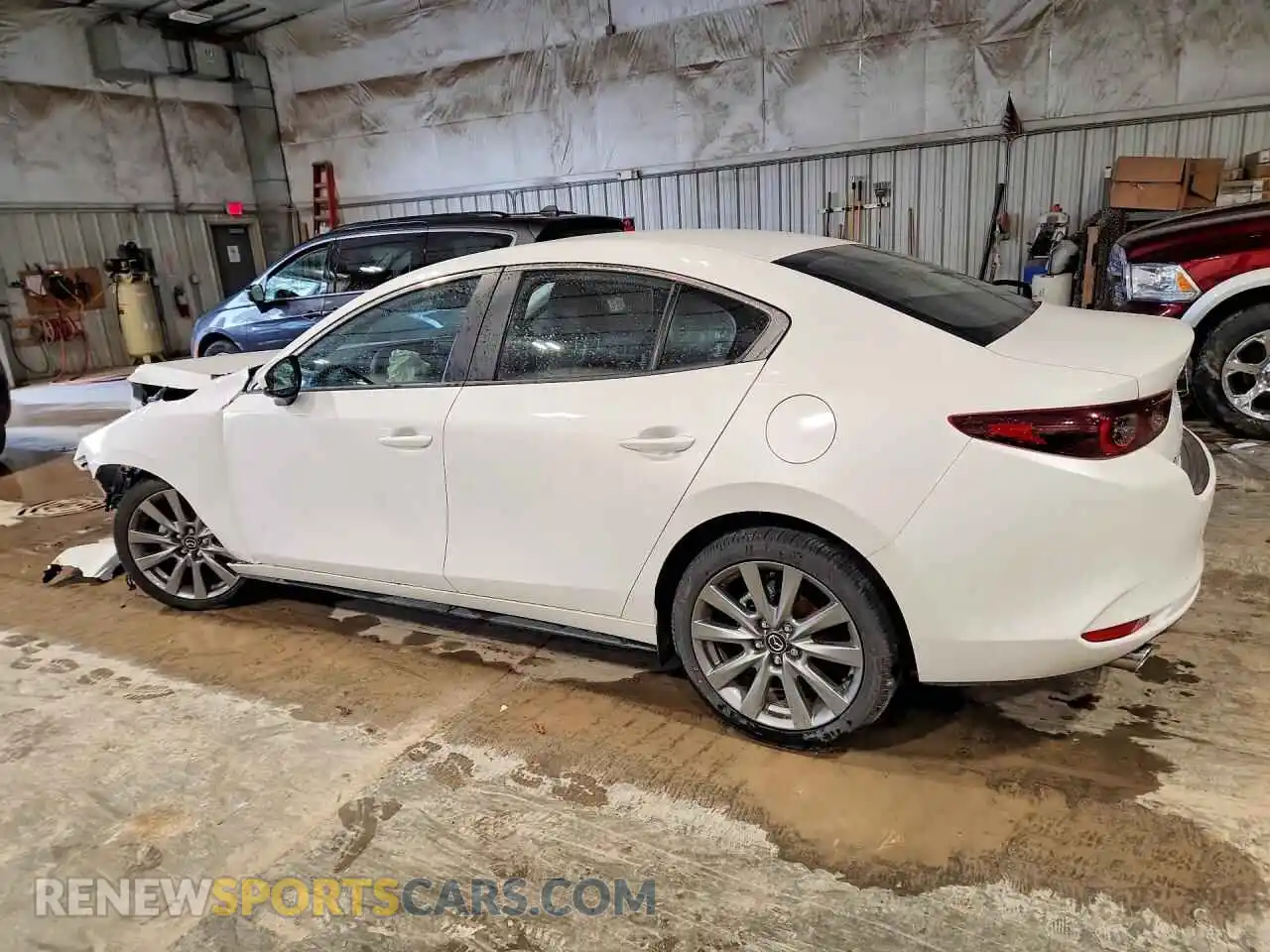 2 Photograph of a damaged car JM1BPACL2T1857855 MAZDA 3 2026