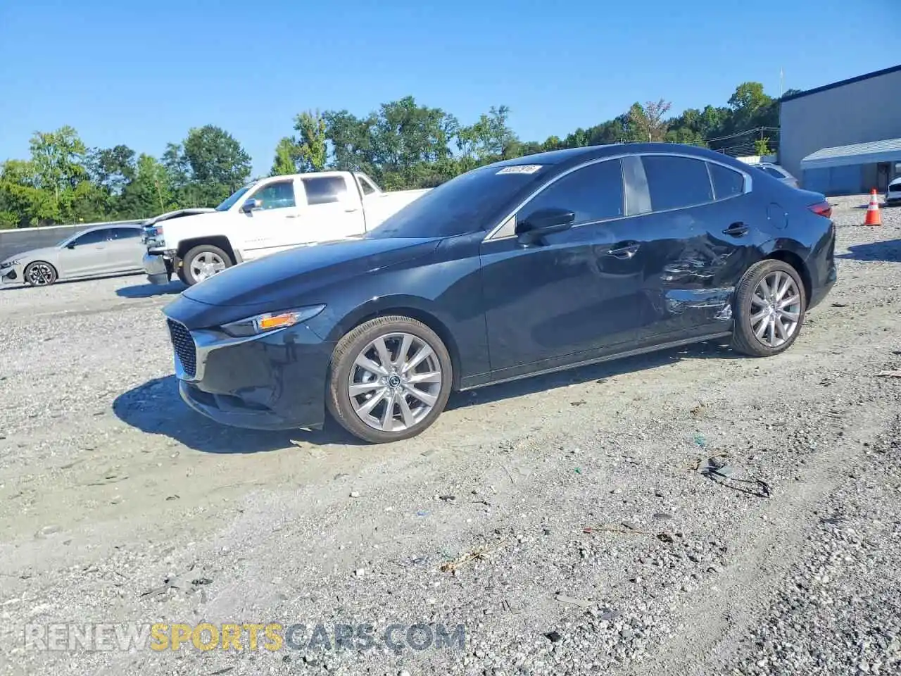 1 Фотография поврежденного автомобиля JM1BPACL4T1856366 MAZDA 3 2026