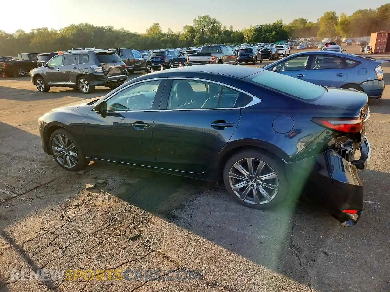 2 fotografías del automóvil dañado JM1GL1VM2M1611428 MAZDA 6 2021