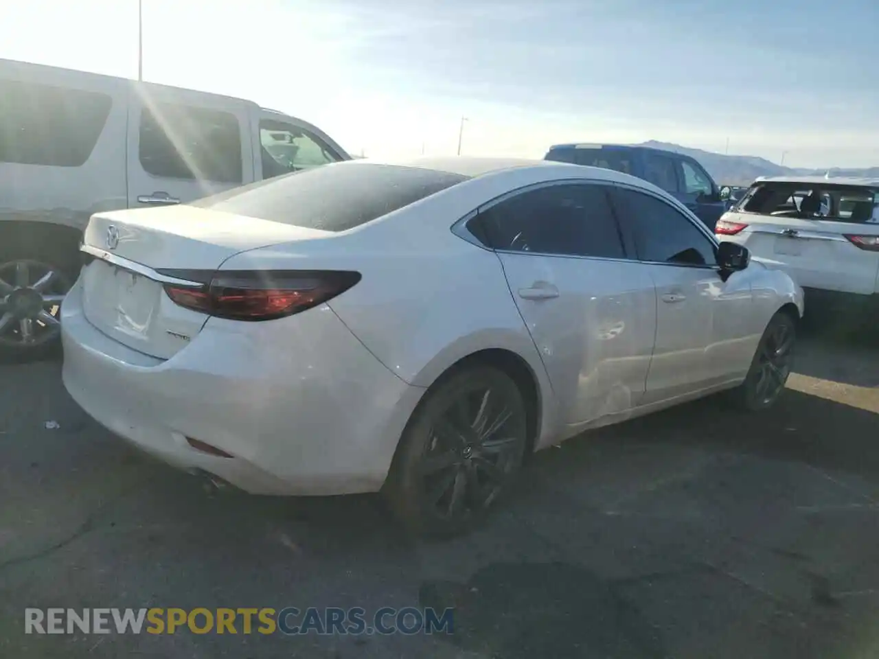 3 fotografías del automóvil dañado JM1GL1VM6M1612064 MAZDA 6 2021