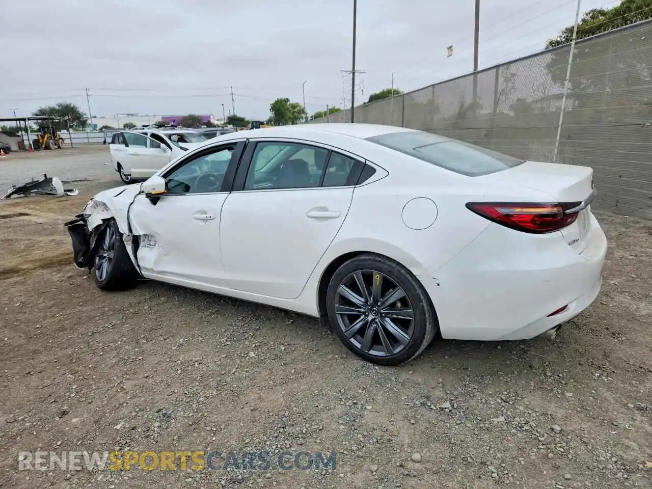 2 fotografías del automóvil dañado JM1GL1VM7M1603261 MAZDA 6 2021