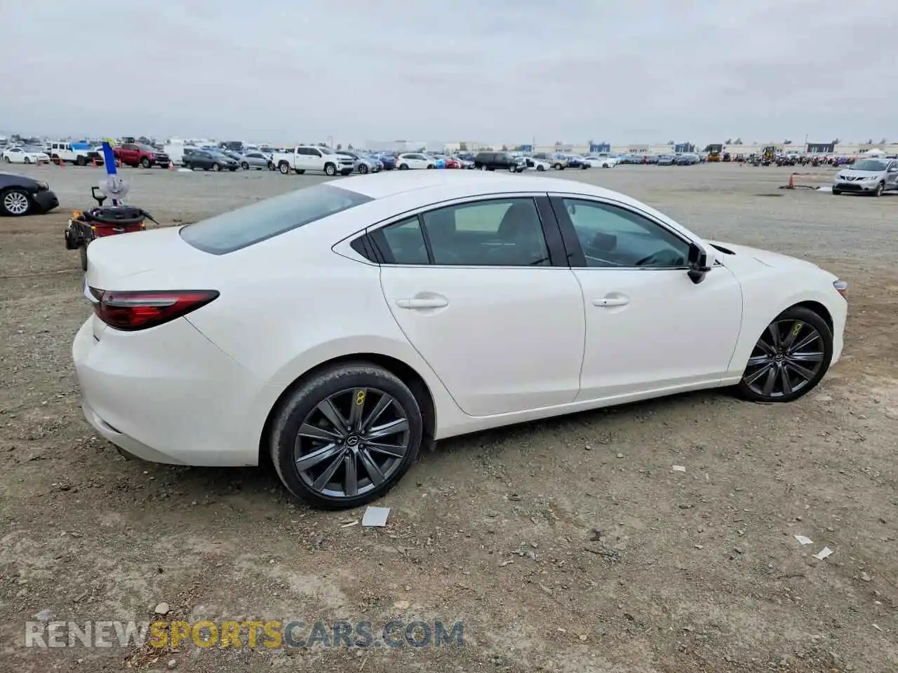 3 fotografías del automóvil dañado JM1GL1VM7M1603261 MAZDA 6 2021