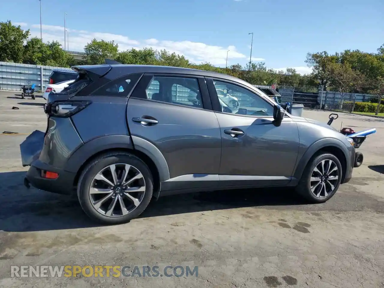 3 Photograph of a damaged car JM1DKDC77K1460216 MAZDA CX-3 2019