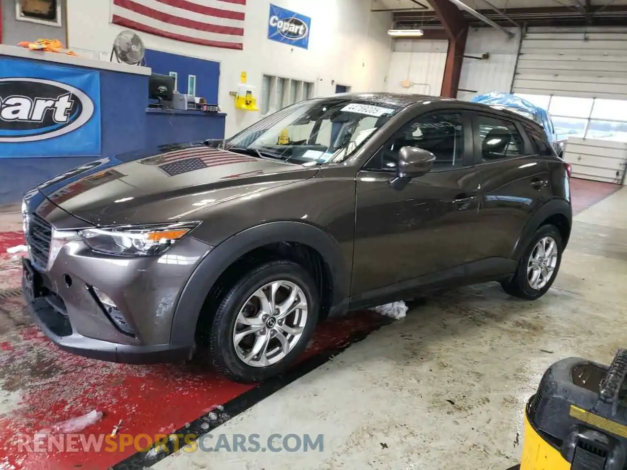 1 Photograph of a damaged car JM1DKFB73K0442539 MAZDA CX-3 2019