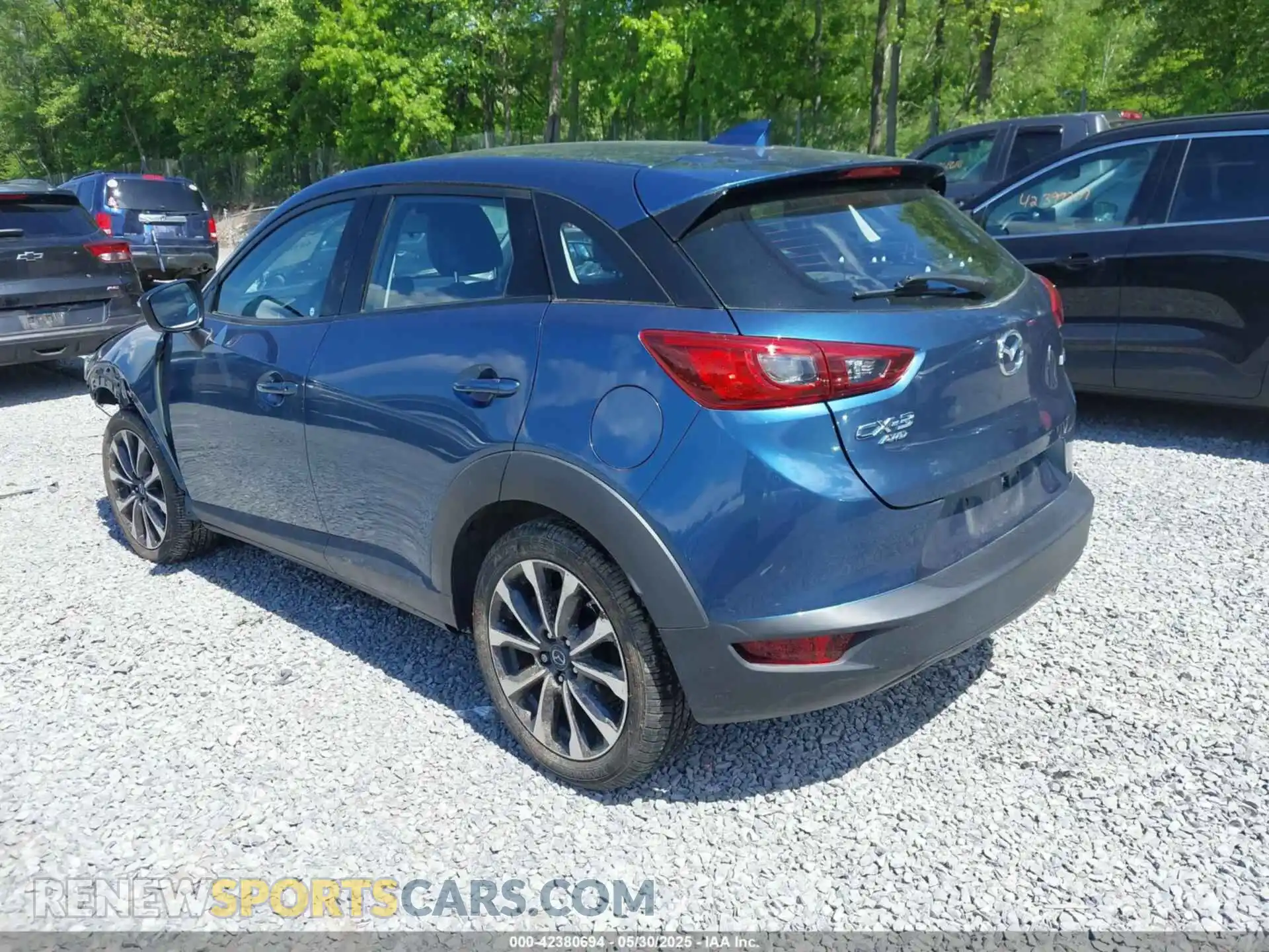 3 Photograph of a damaged car JM1DKFC72K1459583 MAZDA CX-3 2019