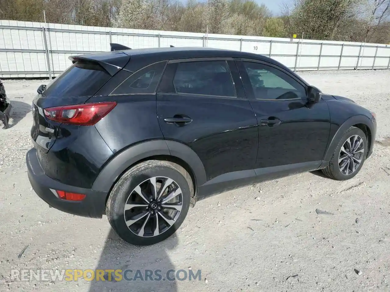 3 Photograph of a damaged car JM1DKFC74K1453221 MAZDA CX-3 2019