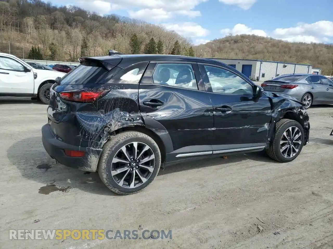 3 Photograph of a damaged car JM1DKFD76K0426459 MAZDA CX-3 2019