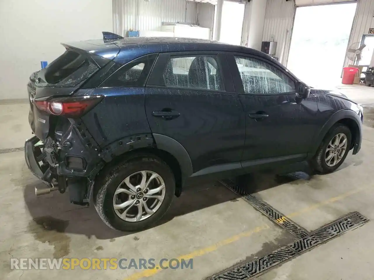 3 Photograph of a damaged car JM1DKDB77L1464656 MAZDA CX-3 2020