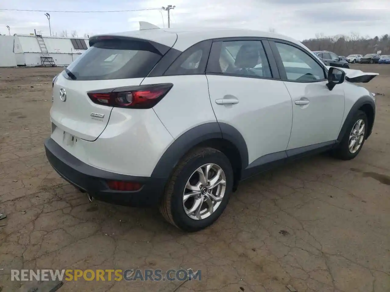 3 Photograph of a damaged car JM1DKFB7XL1475193 MAZDA CX-3 2020