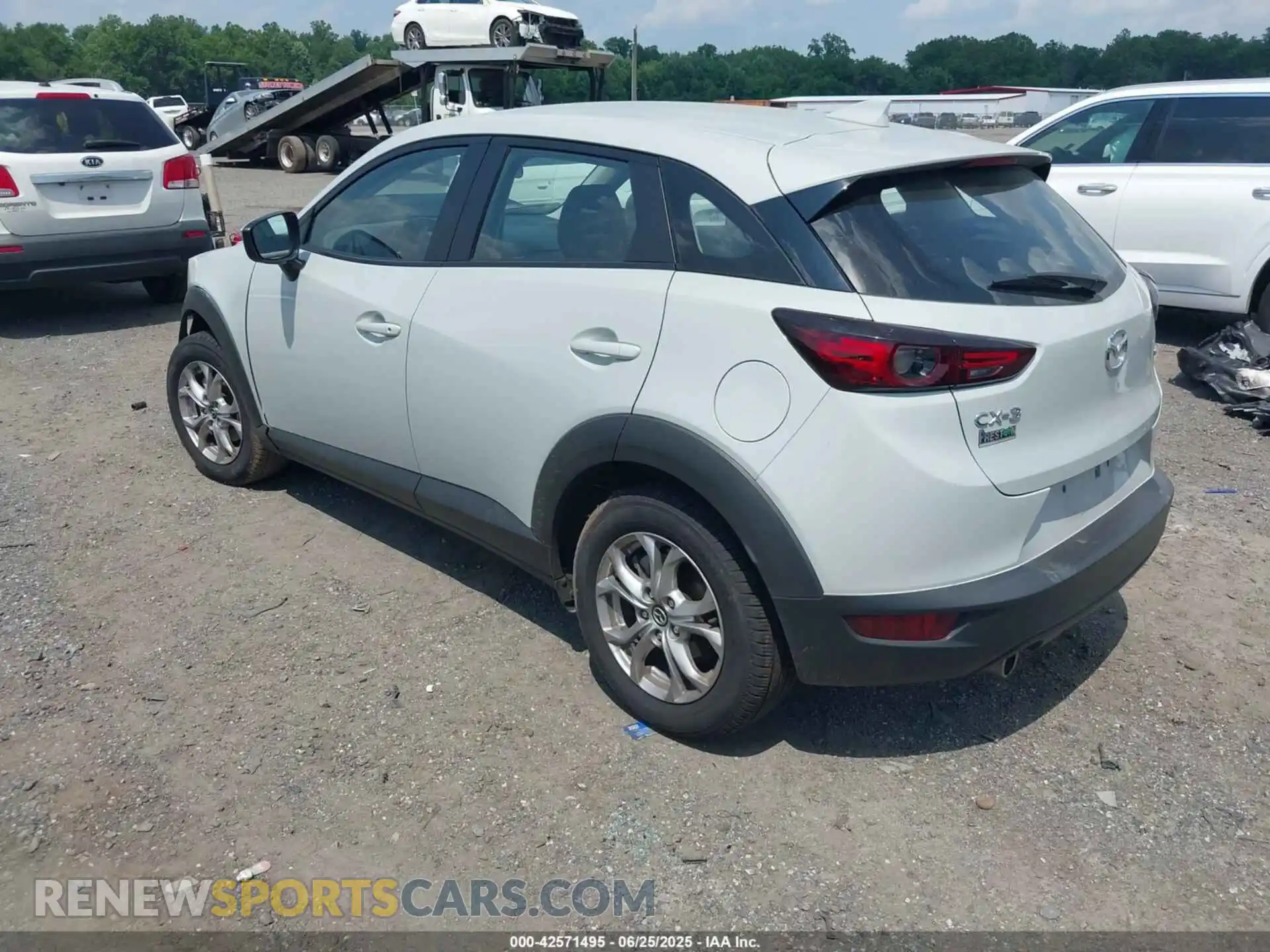 3 Photograph of a damaged car JM1DKDB75M1503455 MAZDA CX-3 2021