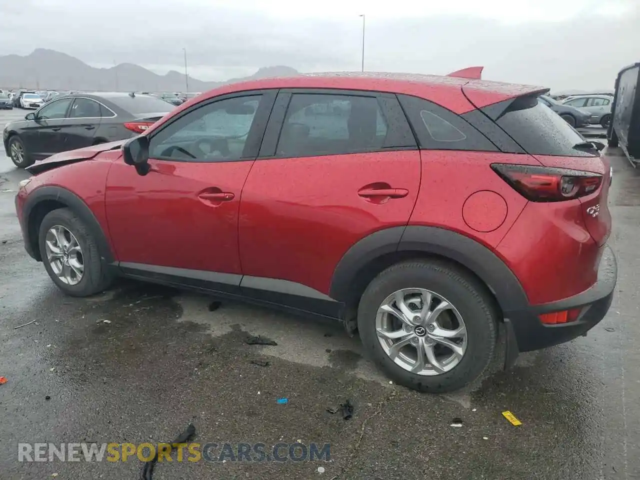2 fotografías del automóvil dañado JM1DKFB76M1515710 MAZDA CX-3 2021