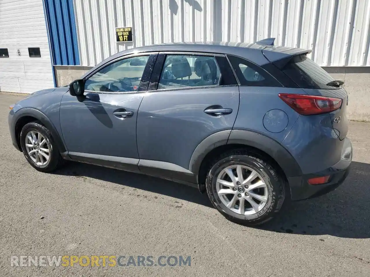 2 Фотография поврежденного автомобиля JM1DKFC77N1601348 MAZDA CX-3 2022