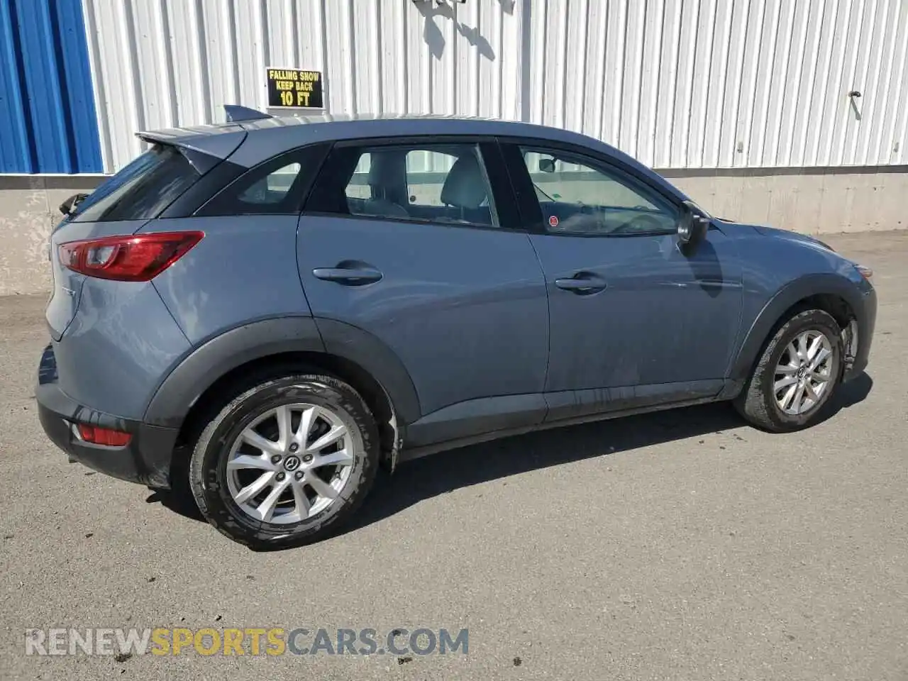 3 Фотография поврежденного автомобиля JM1DKFC77N1601348 MAZDA CX-3 2022