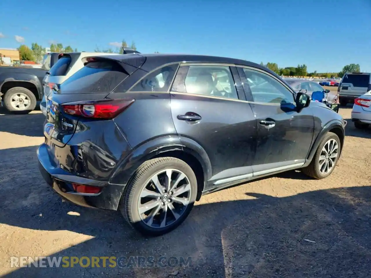 3 Photograph of a damaged car JM1DKFD73N1603032 MAZDA CX-3 2022