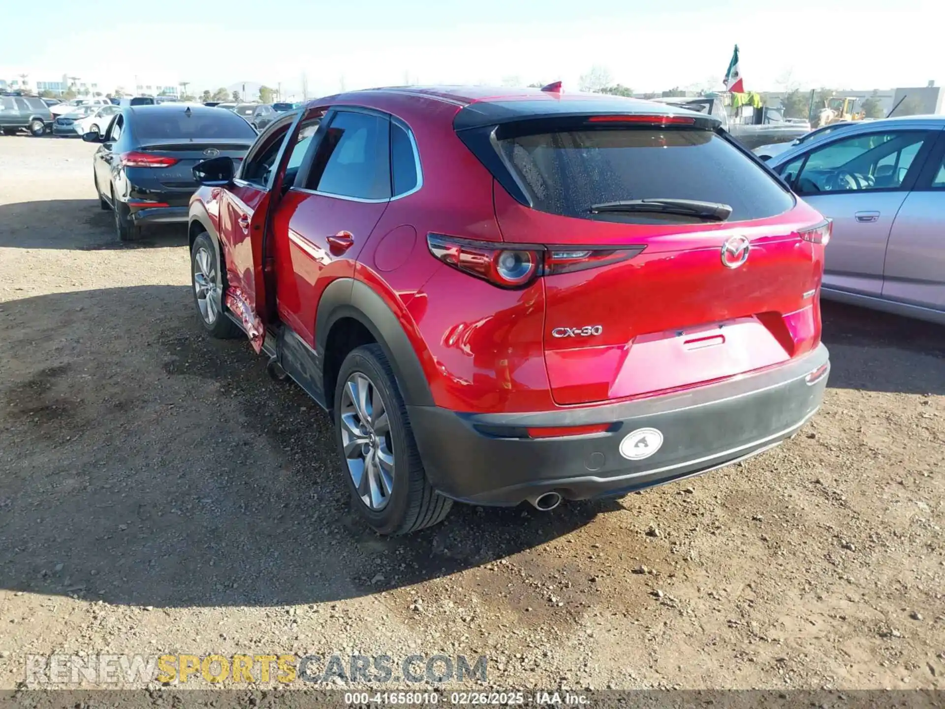 3 Photograph of a damaged car 3MVDMADL6LM123592 MAZDA CX-30 2020
