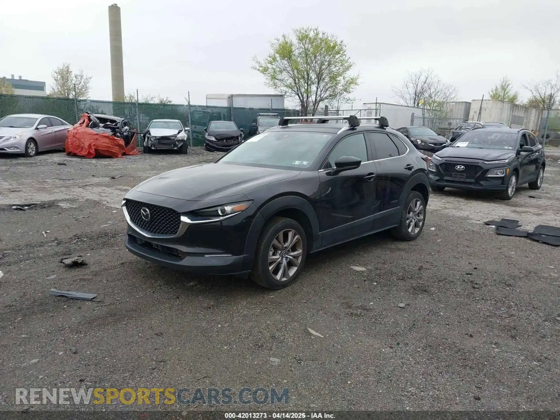 2 Photograph of a damaged car 3MVDMBCLXLM105748 MAZDA CX-30 2020