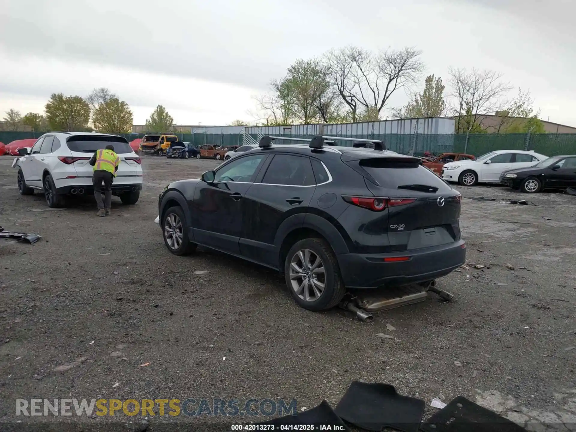 3 Photograph of a damaged car 3MVDMBCLXLM105748 MAZDA CX-30 2020