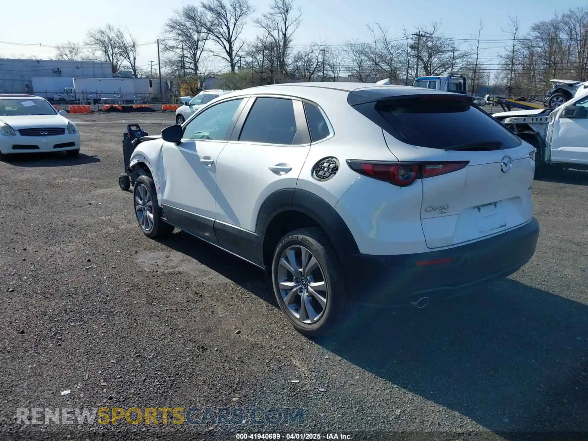 3 Photograph of a damaged car 3MVDMBDL6LM135604 MAZDA CX-30 2020