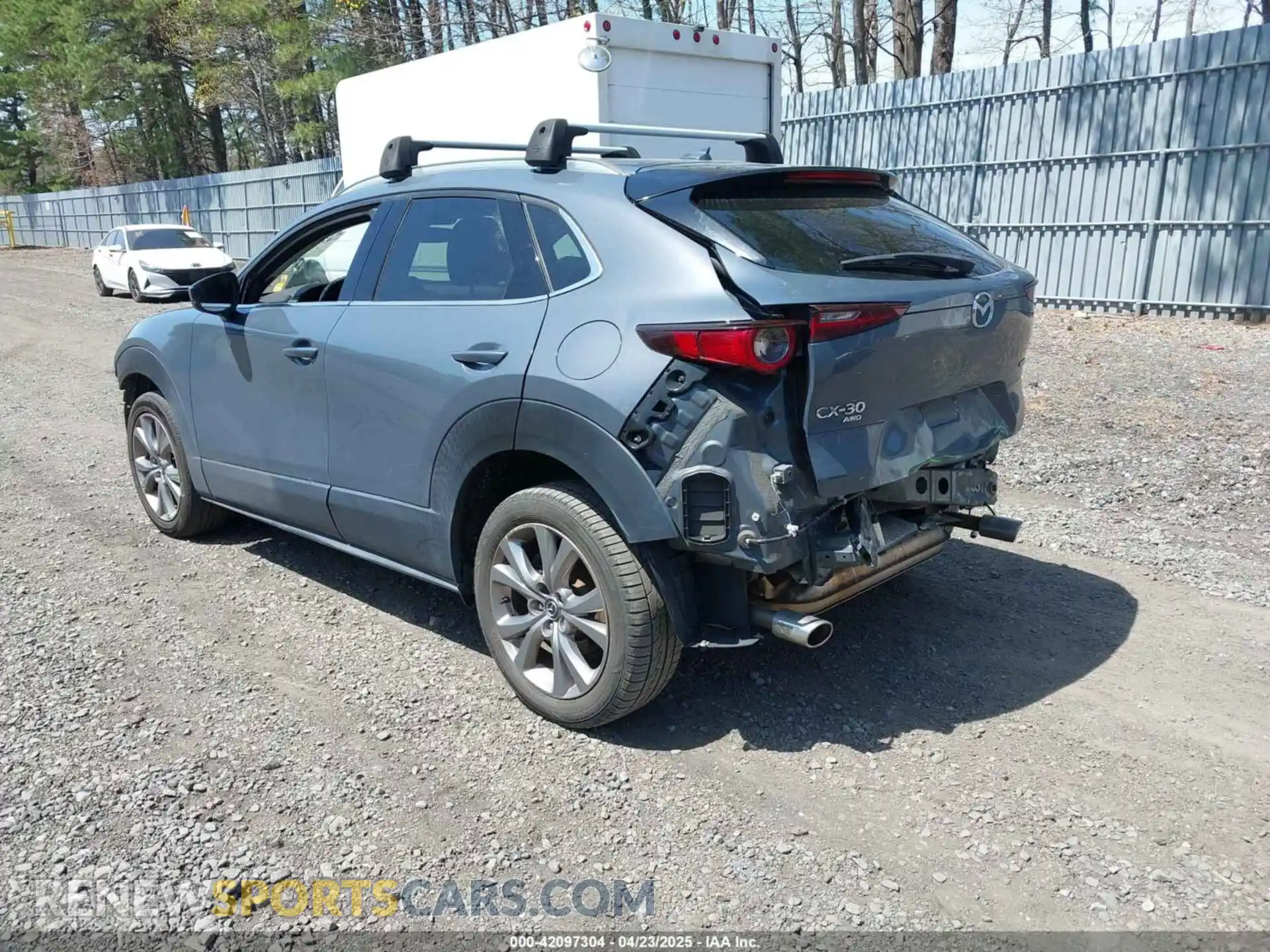 3 Photograph of a damaged car 3MVDMBEM1LM110777 MAZDA CX-30 2020