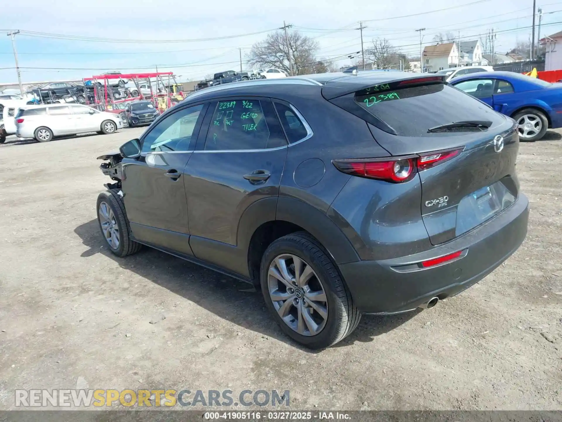 3 Photograph of a damaged car 3MVDMBEM9LM127746 MAZDA CX-30 2020