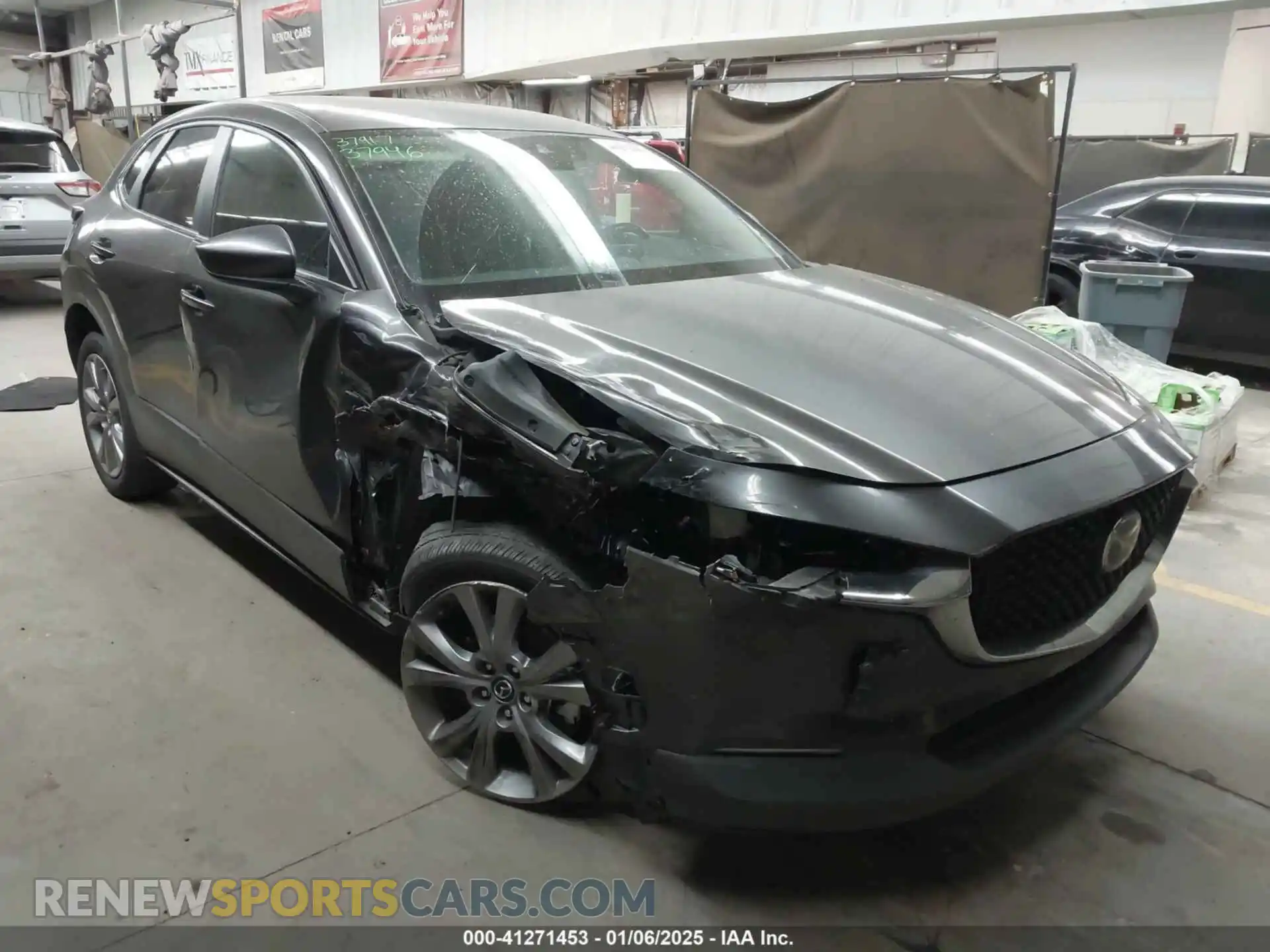 1 Photograph of a damaged car 3MVDMABL3MM268206 MAZDA CX-30 2021