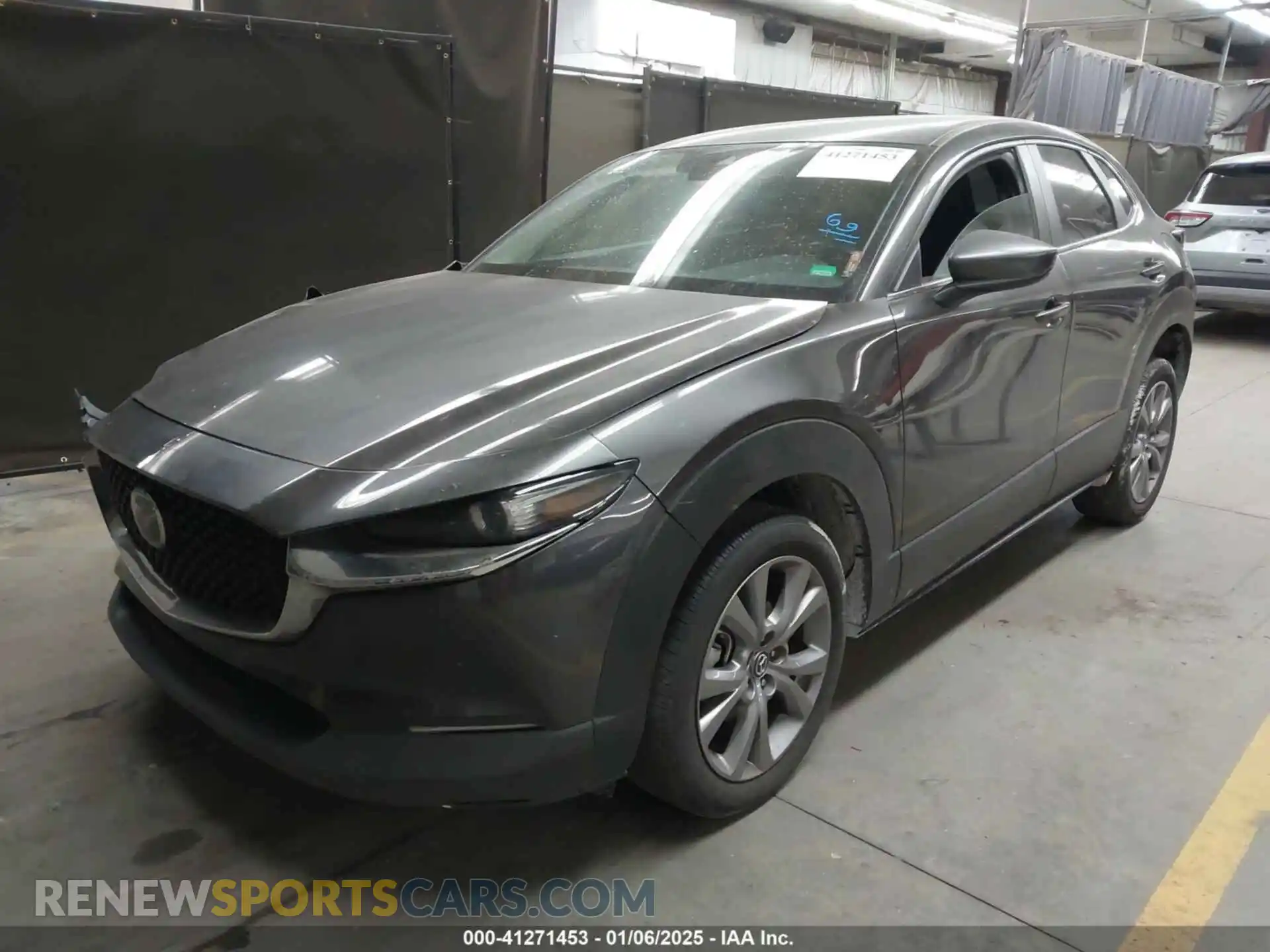 2 Photograph of a damaged car 3MVDMABL3MM268206 MAZDA CX-30 2021