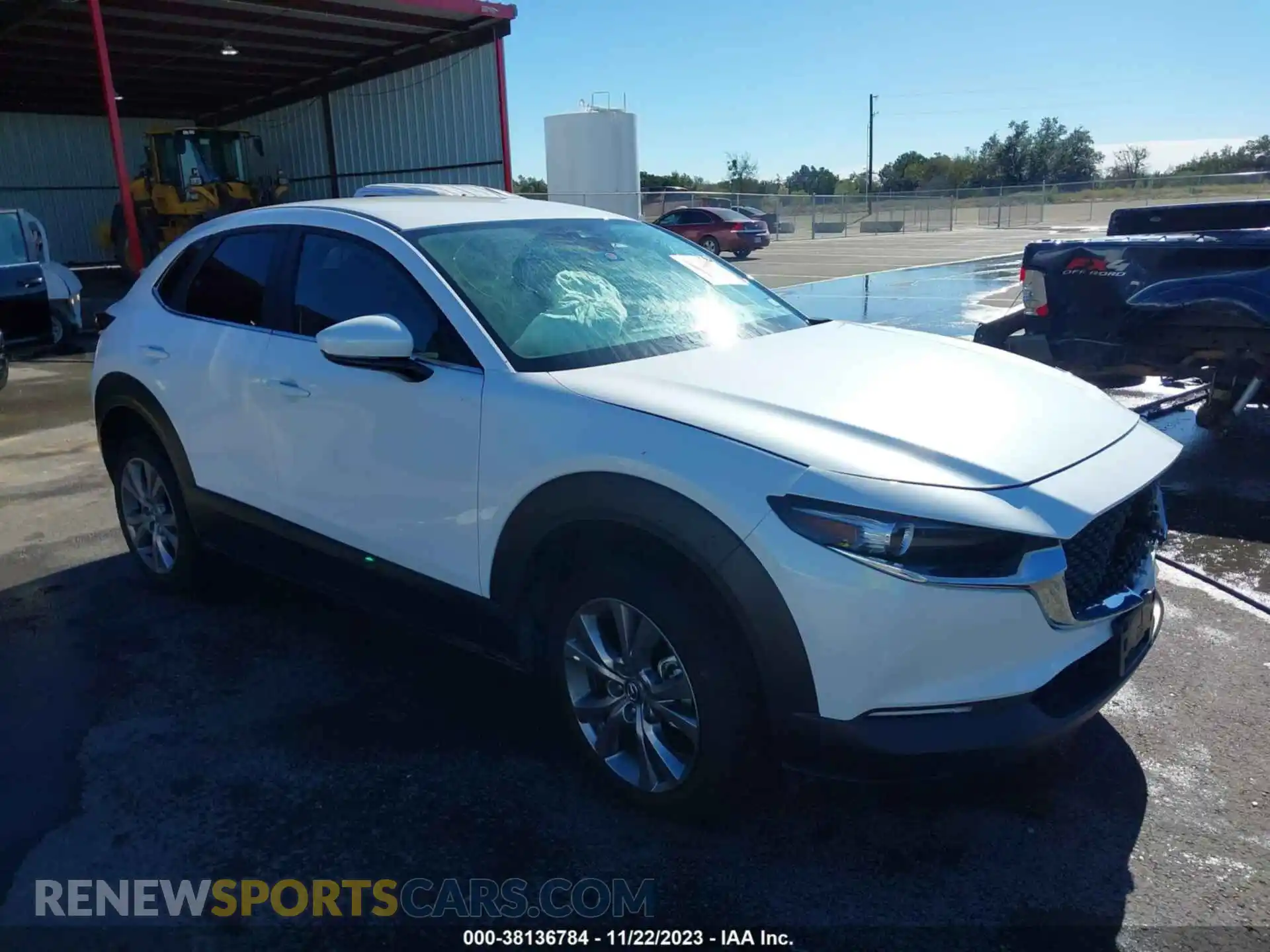 1 Photograph of a damaged car 3MVDMABL5MM217225 MAZDA CX-30 2021