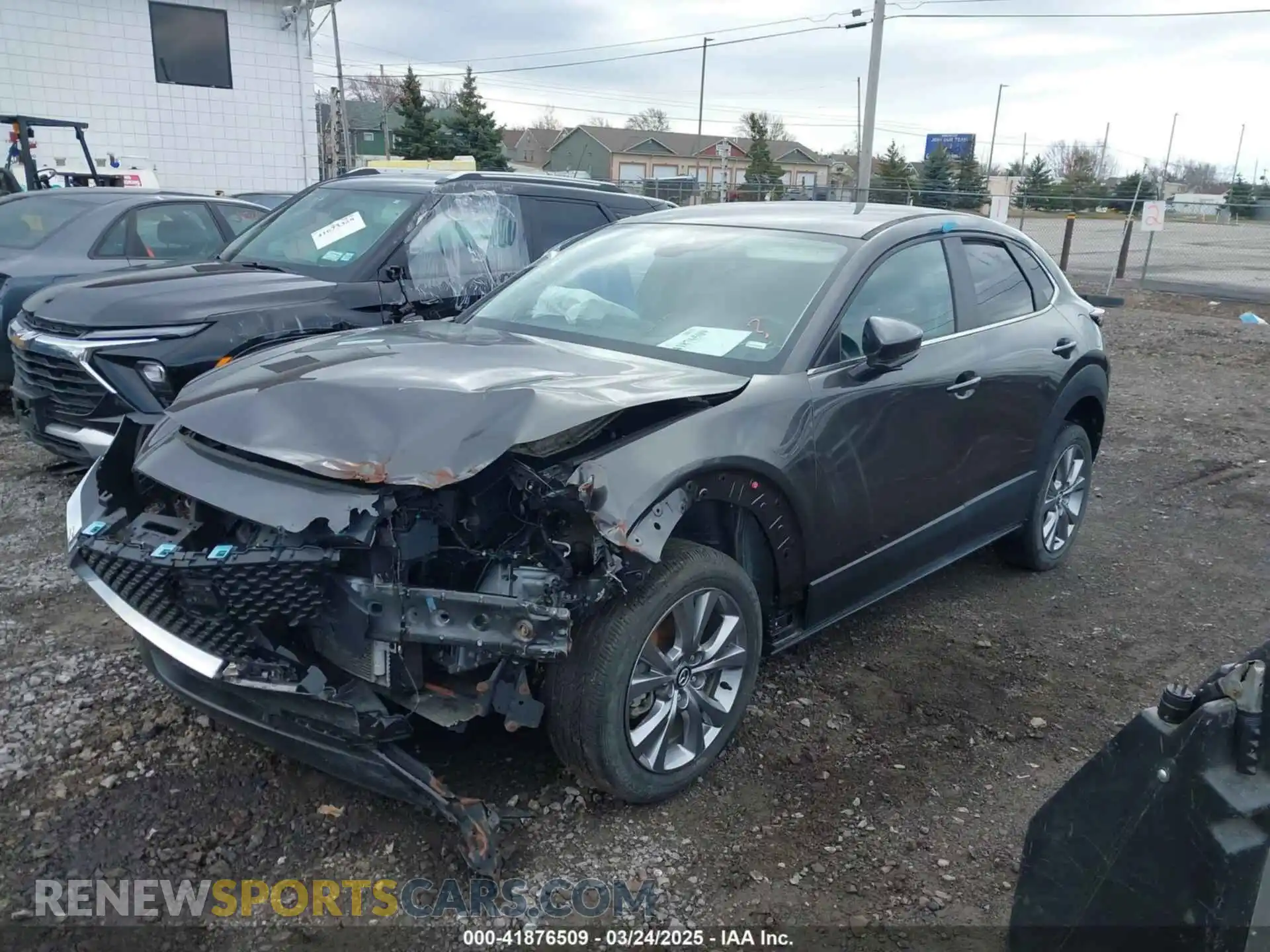 2 Photograph of a damaged car 3MVDMABL9MM258246 MAZDA CX-30 2021