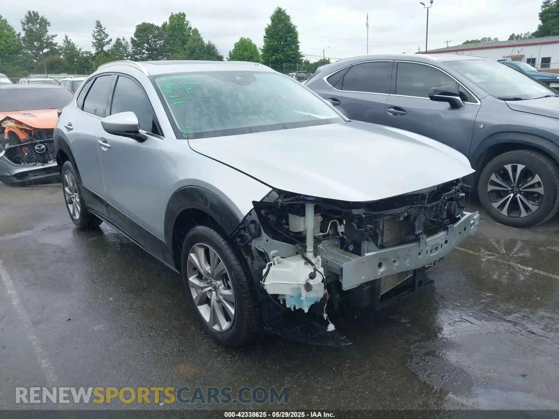 1 Photograph of a damaged car 3MVDMADL7MM252507 MAZDA CX-30 2021
