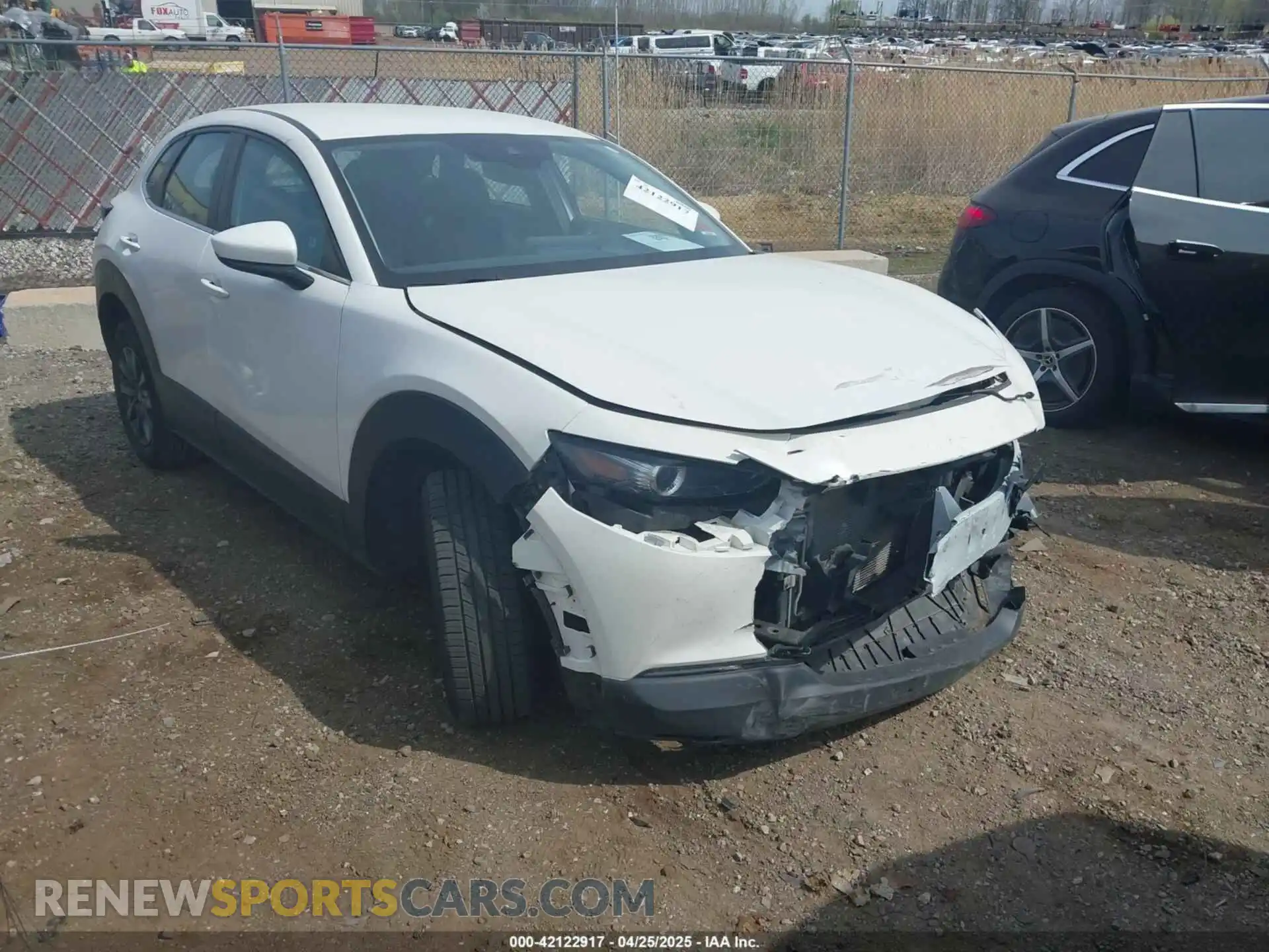 1 Photograph of a damaged car 3MVDMBAL6MM206130 MAZDA CX-30 2021