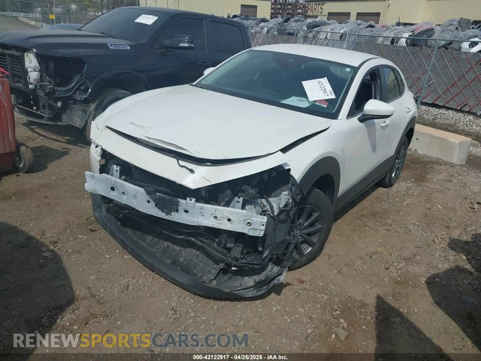 2 Photograph of a damaged car 3MVDMBAL6MM206130 MAZDA CX-30 2021