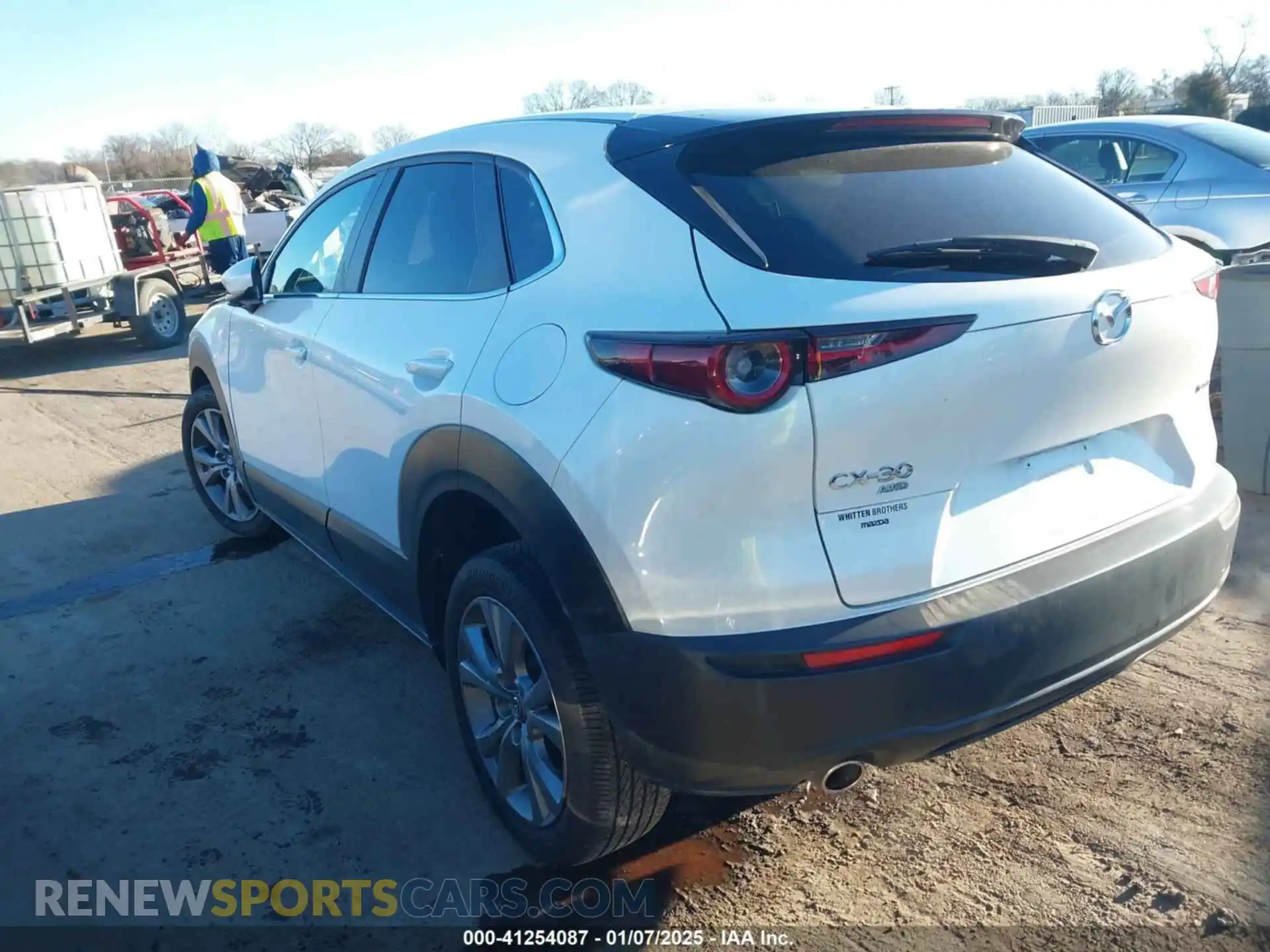 3 Photograph of a damaged car 3MVDMBBL0MM218479 MAZDA CX-30 2021