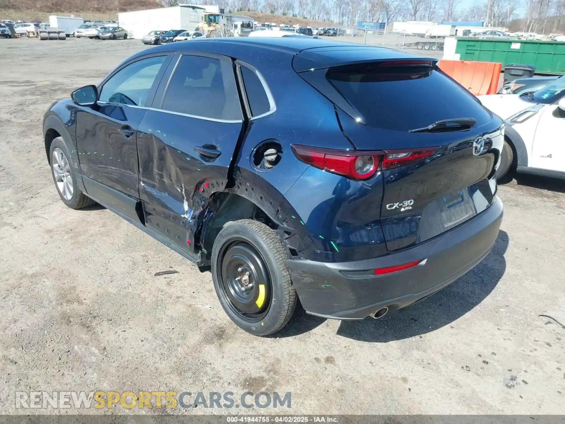 3 Photograph of a damaged car 3MVDMBBL1MM235338 MAZDA CX-30 2021