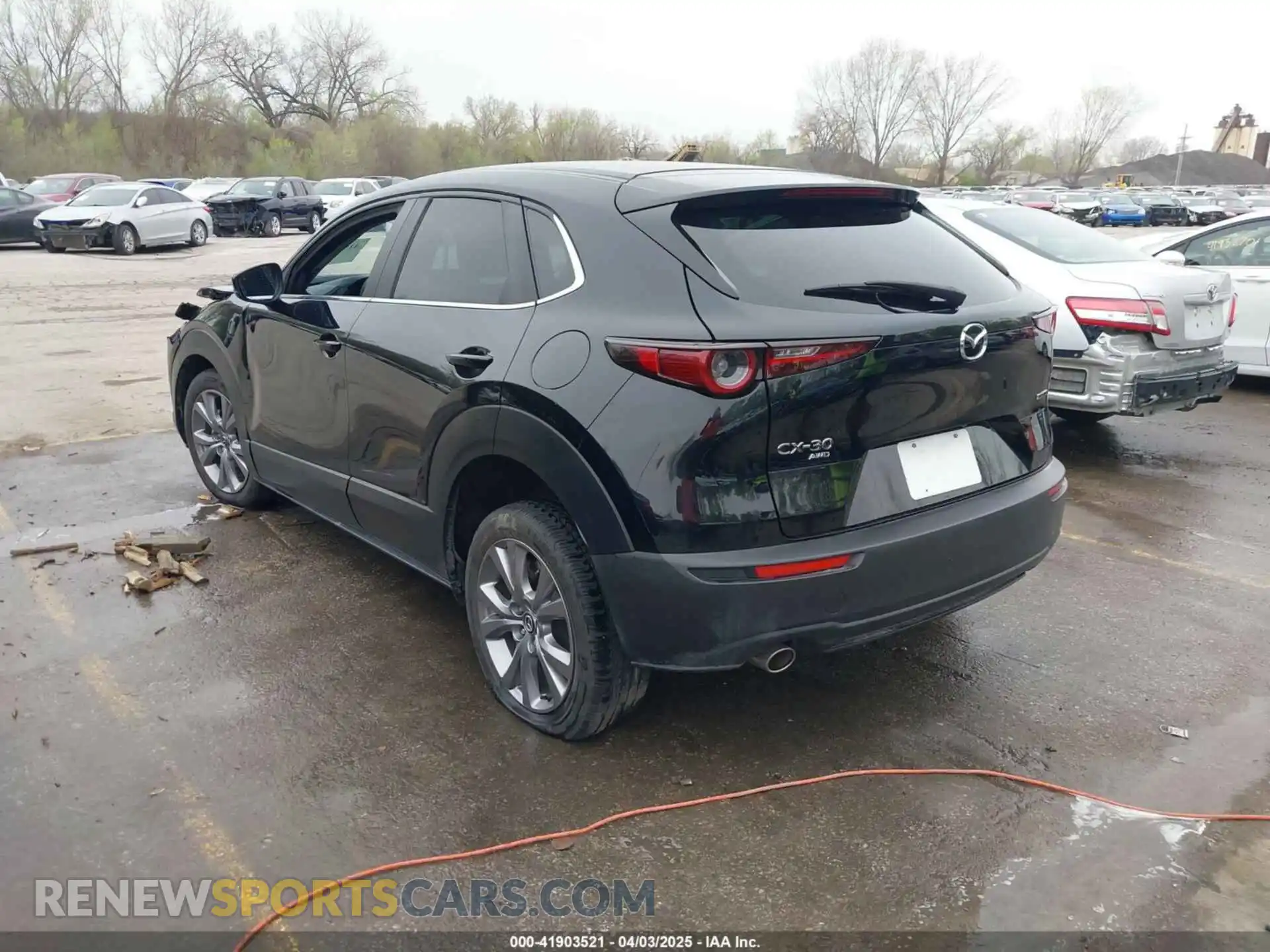 3 Photograph of a damaged car 3MVDMBBL2MM269790 MAZDA CX-30 2021