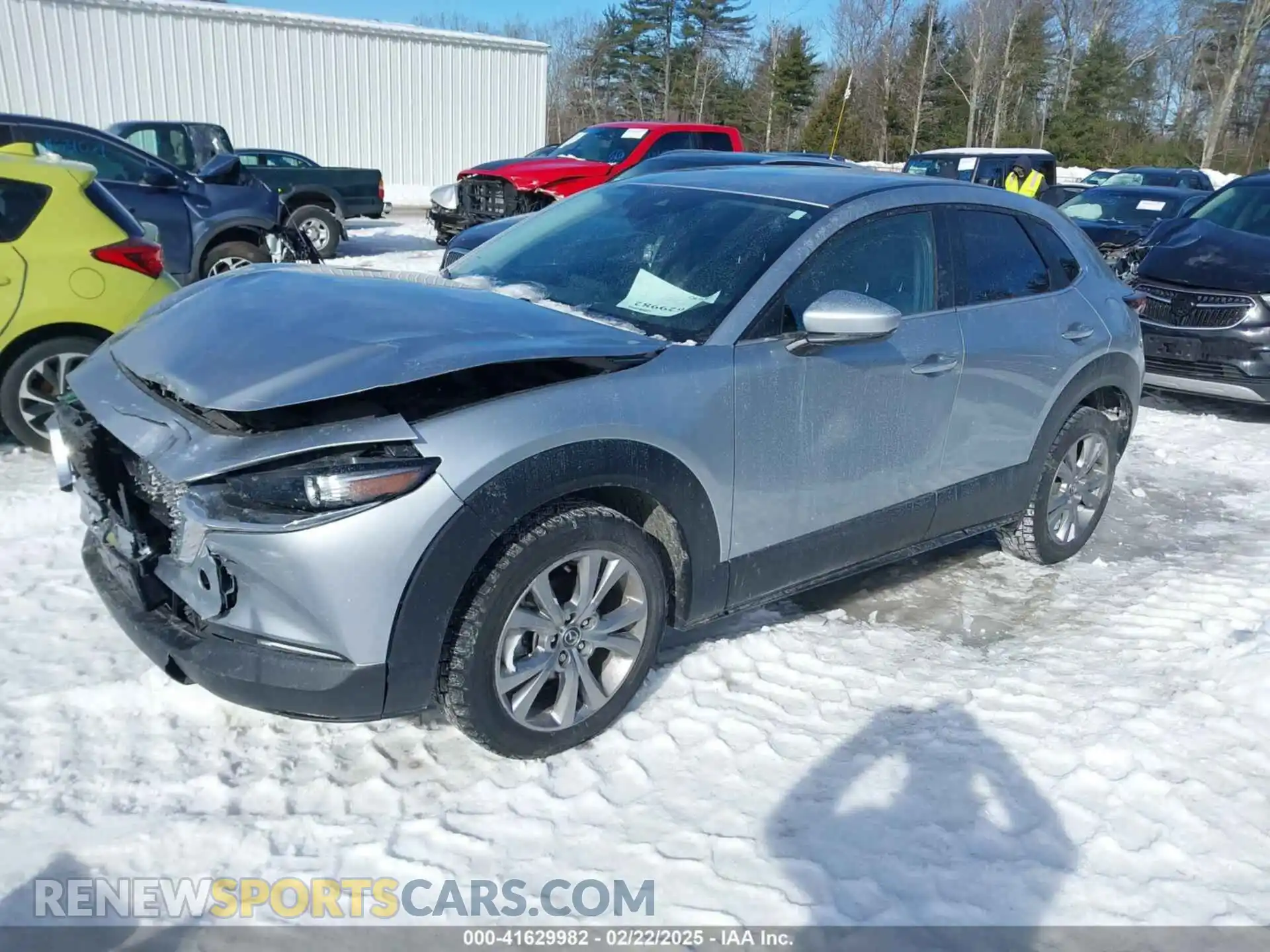2 Photograph of a damaged car 3MVDMBBL5MM312843 MAZDA CX-30 2021