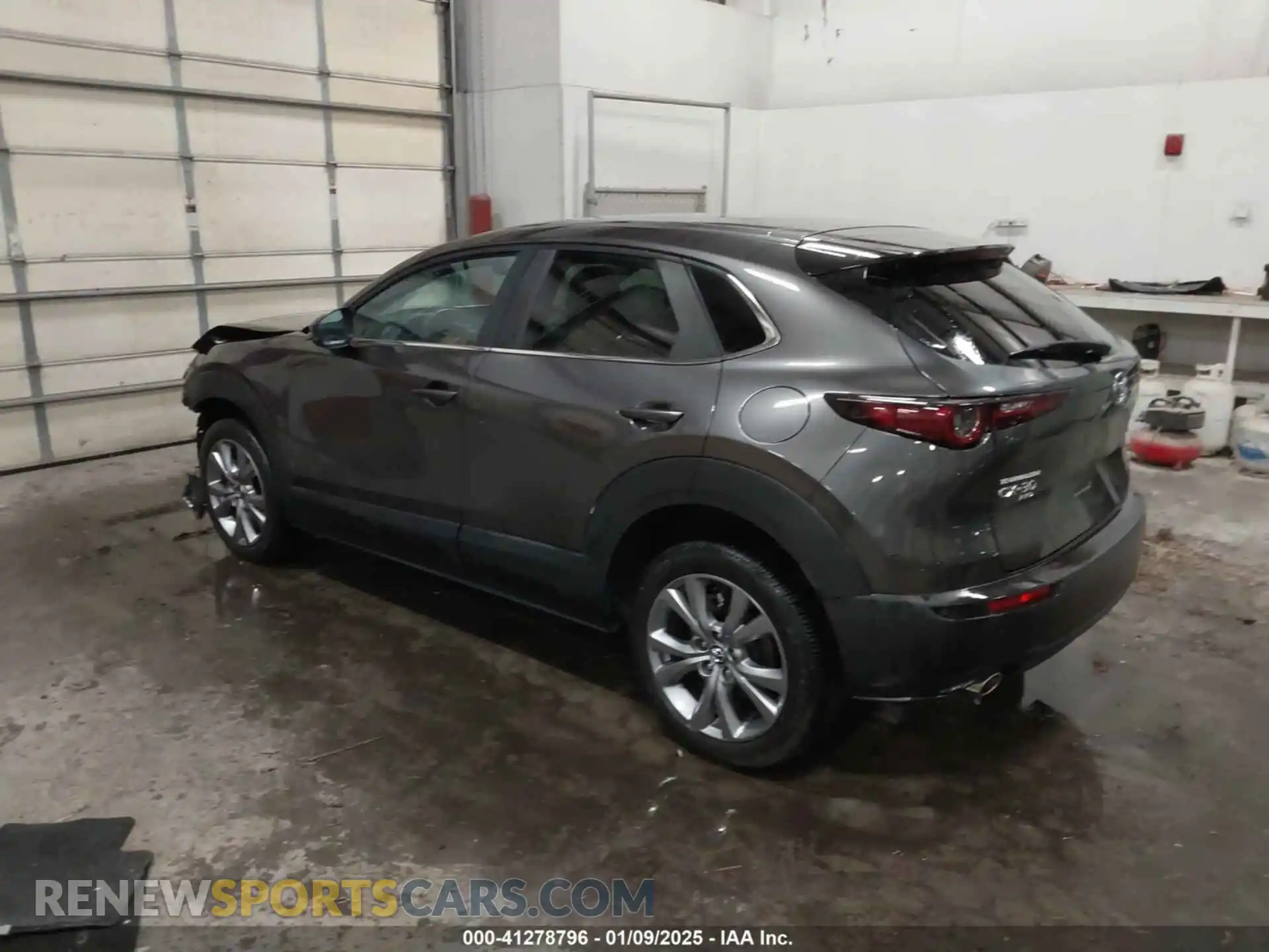 3 Фотография поврежденного автомобиля 3MVDMBBL9MM313574 MAZDA CX-30 2021