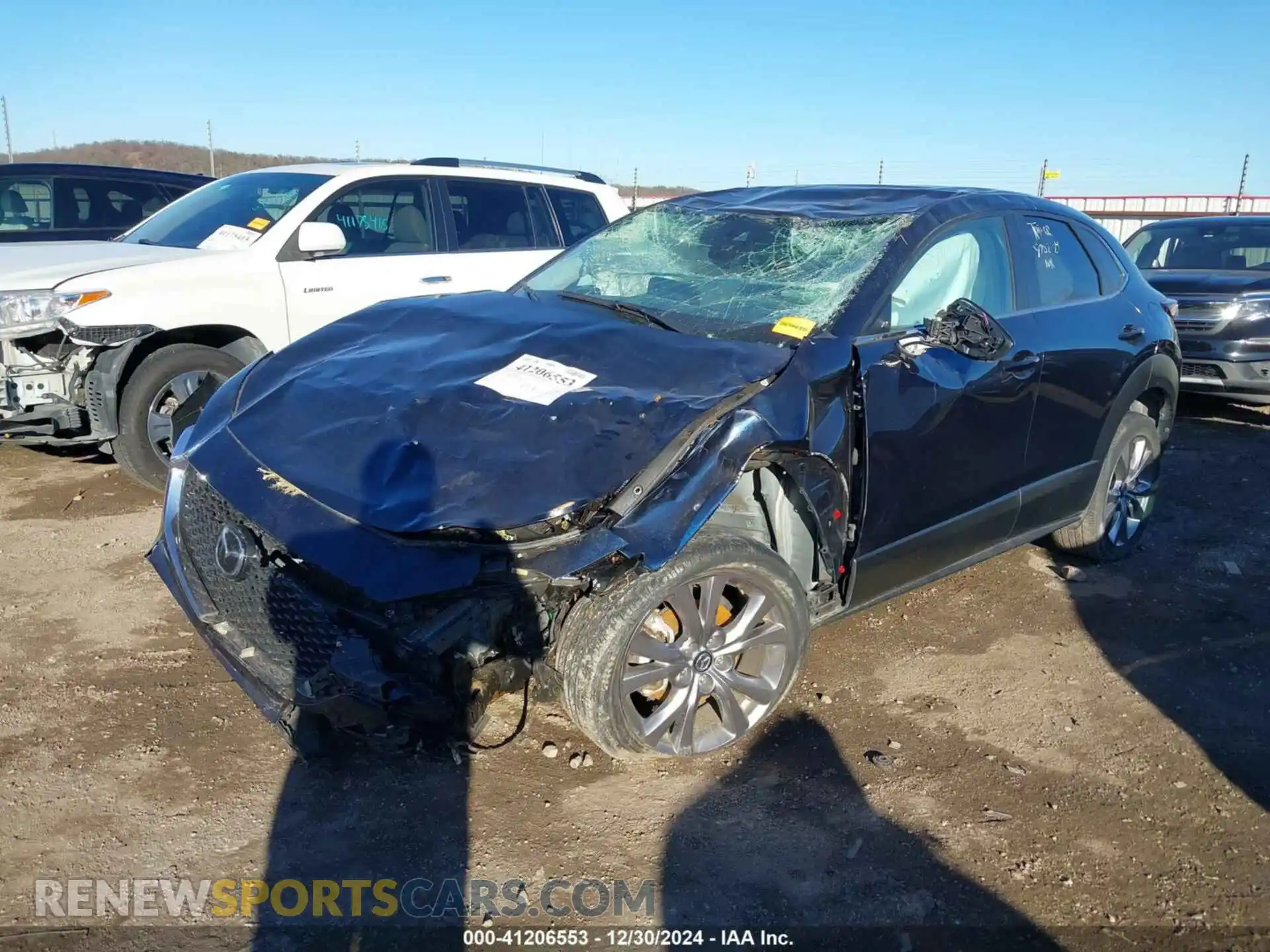 2 Photograph of a damaged car 3MVDMBBLXMM203892 MAZDA CX-30 2021